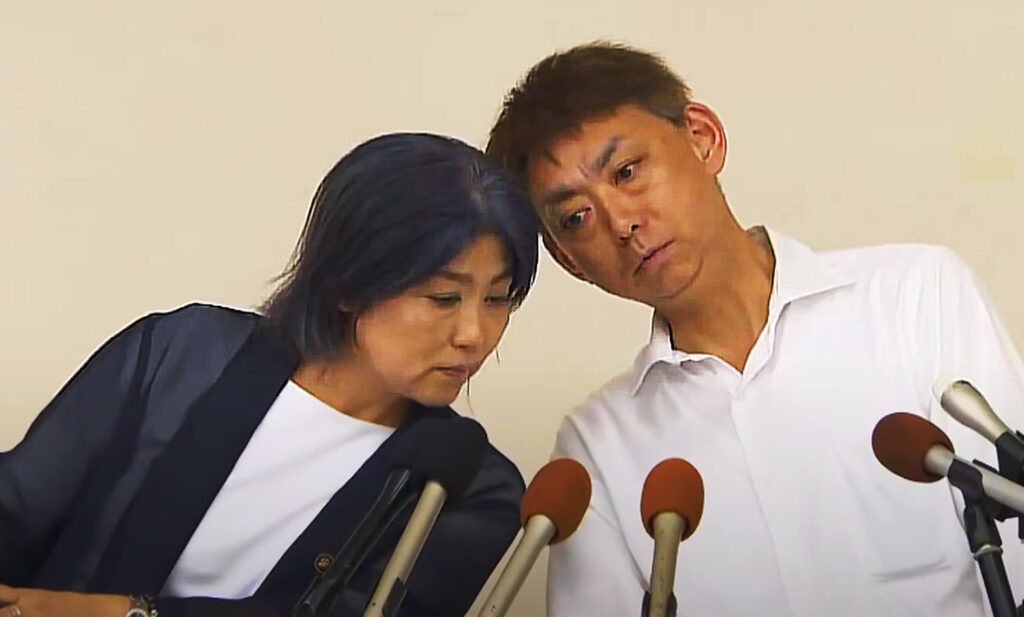 田久保真紀市長 福島正洋弁護士 7月31日会見 出典：静岡朝日テレビニュースより