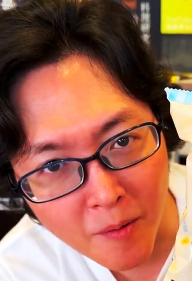 【炎上】リュウジで話題の片親パンの語源とは何？自虐ネタだった？商品はどれなのか